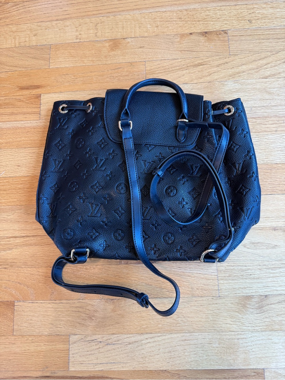 Designer-Style Black Leather Backpack - Picture 2 of 4